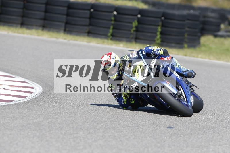 /Archiv-2025/48 25.08.2025 Cornu Master School ADR/rot-rouge/77